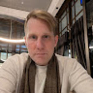 Meet your Posher, Adam